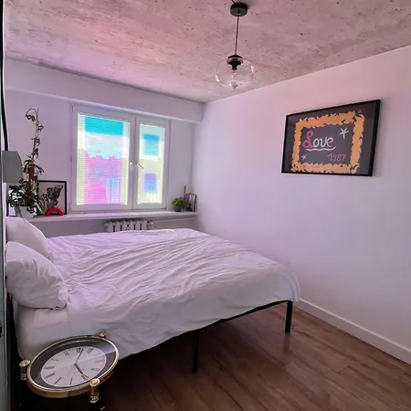 Designer Loft 60m Sq In Cracow Center Sunny Top-floor With Balcony, King Bed & Great Transport Apartmán Krakov