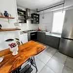 Designer Loft 60m Sq In Cracow Center Sunny Top-floor With Balcony, King Bed & Great Transport Lejlighed Kraków