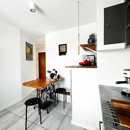 Designer Loft 60m Sq In Cracow Center Sunny Top-floor With Balcony, King Bed & Great Transport *